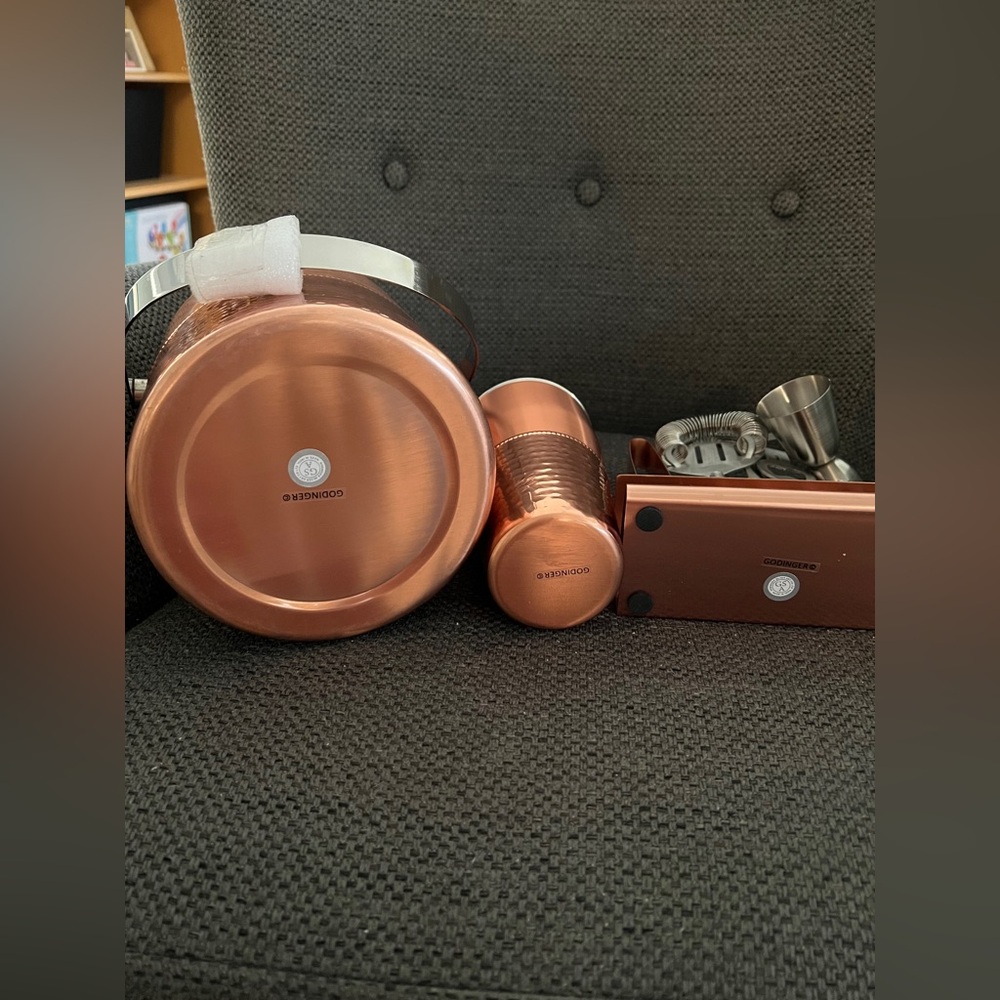 Godinger Copper Barware Set - 8 Pieces - Picture 3 of 4